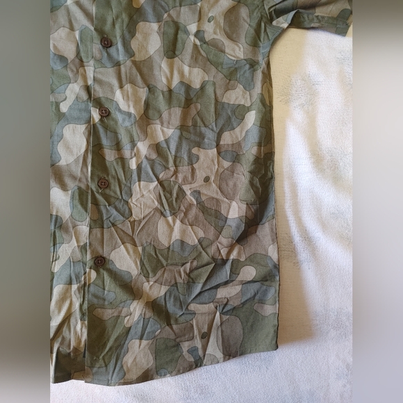 Dkny Green Casual Button Down Shirt - Picture 4 of 6